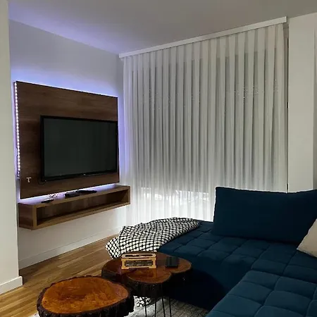 Monterest Apartman